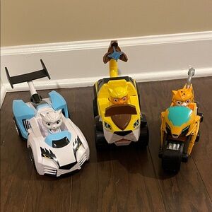 Paw Patrol Cat Pack cats with racing vehicles